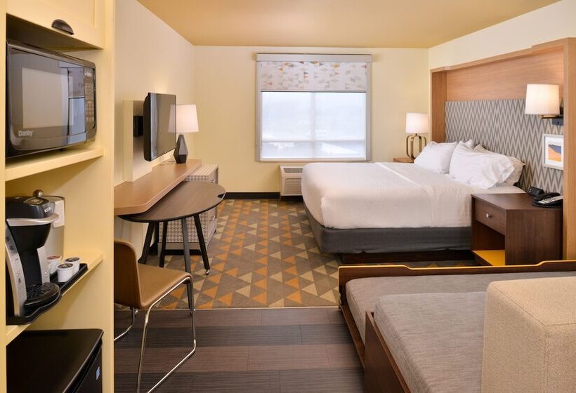 Standard Room, Holiday Inn Kansas City Airport, An Ihg