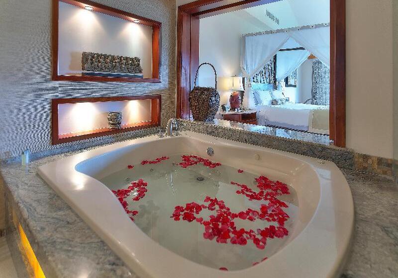 سوییت, Kantary Beach Hotel Villas & Suites
