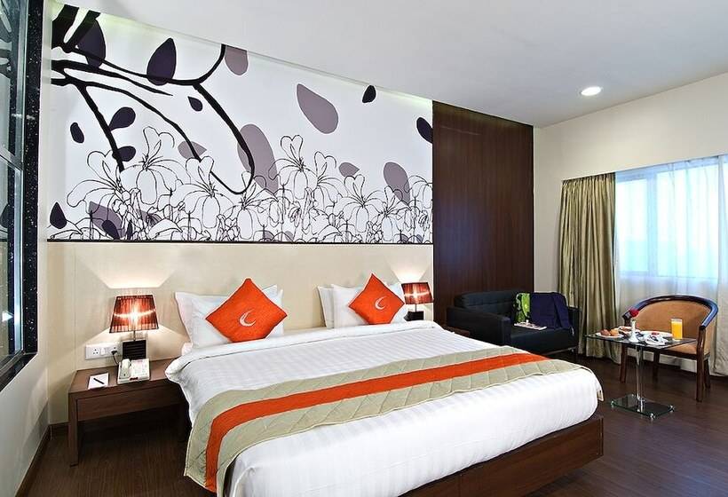 اتاق لوکس, Mind Space Hotel, Pimpri