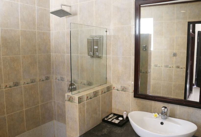 اتاق لوکس, Puri Saron Hotel Baruna Beach Lovina