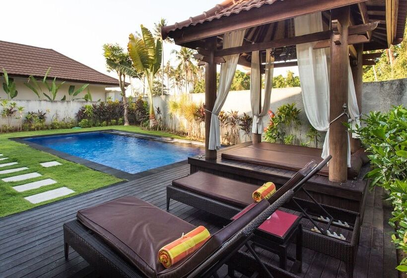 ویلای 1 خوابه, Puri Saron Hotel Baruna Beach Lovina
