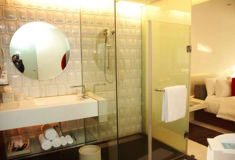غرفة ديلوكس, The Park Hyderabad, Banjara Hills Near Hussain Sagar Lake