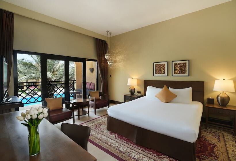 Standard Room Queen Size Bed, Tilal Liwa Desert Retreat