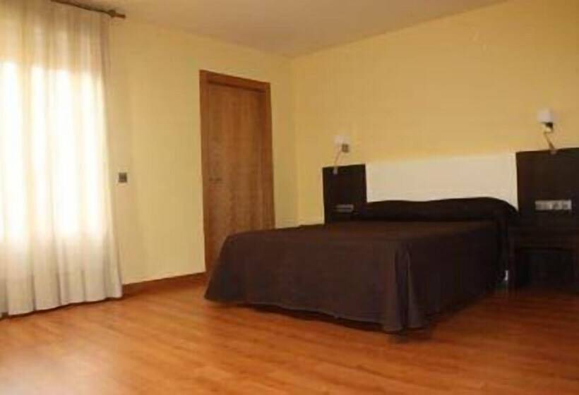 اتاق استاندارد چهار تخته, Villa De Andosilla