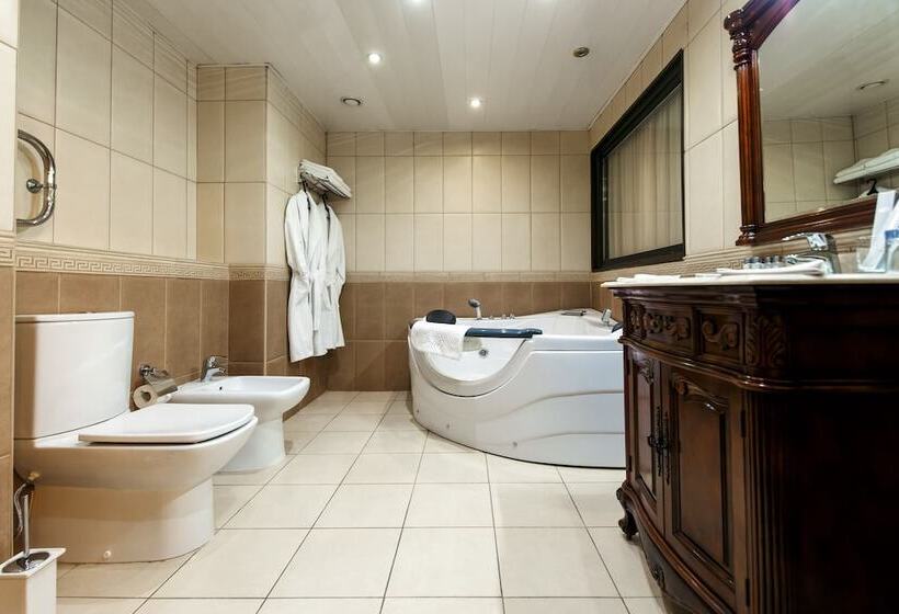 套房, Moscow Holiday Hotel