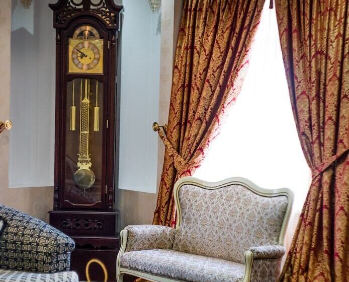 Suite Presidencial, Moscow Holiday Hotel