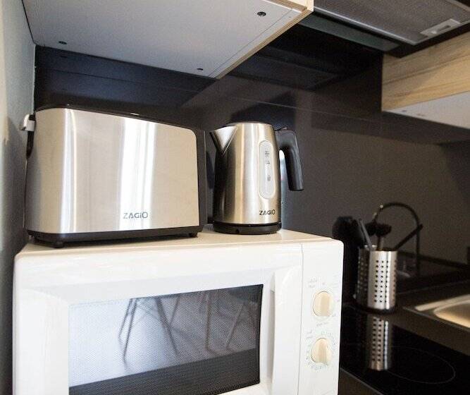 آپارتمان 2 خوابه با بالکن, Studio 365 Serviced Apartments
