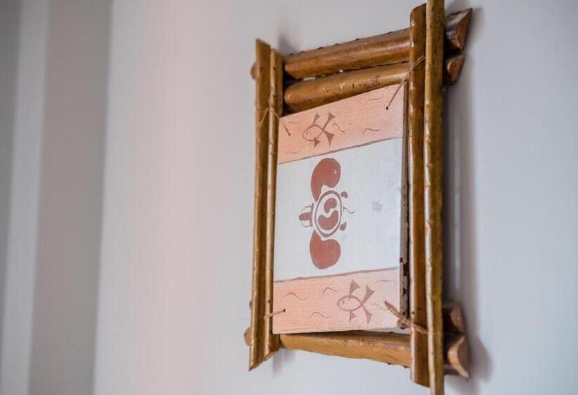 اتاق لوکس چهار تخته, Apart Hotel Serantes