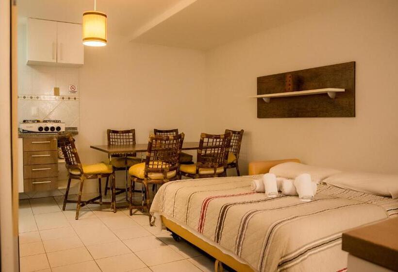 اتاق لوکس خانوادگی, Apart Hotel Serantes