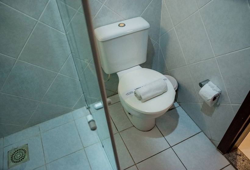 اتاق لوکس سه تخته, Apart Hotel Serantes
