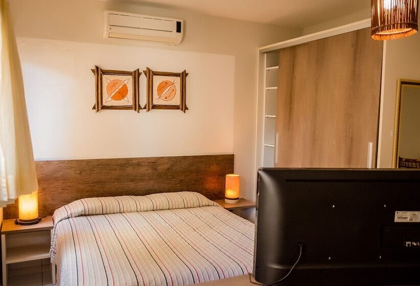 اتاق لوکس سه تخته, Apart Hotel Serantes
