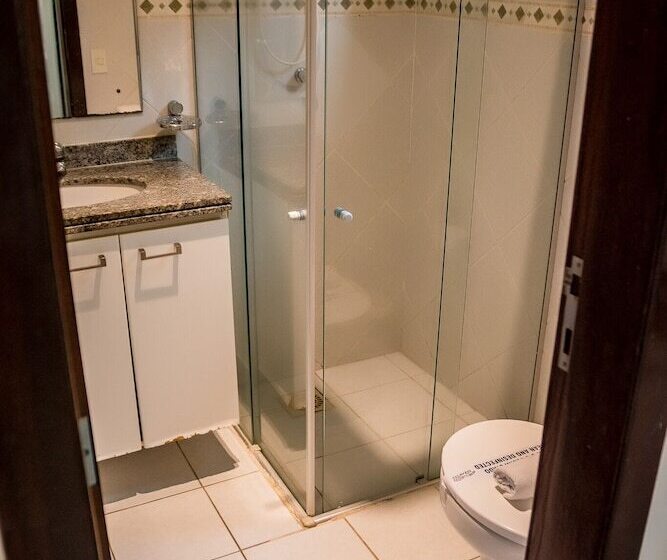 اتاق لوکس چهار تخته, Apart Hotel Serantes