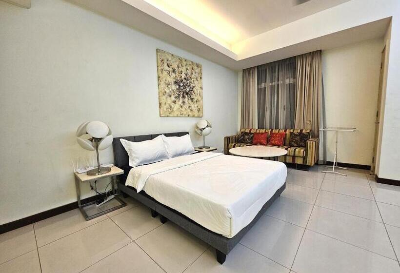 Deluxe Suite King Bed, Cormar Suites Serviced Apartment