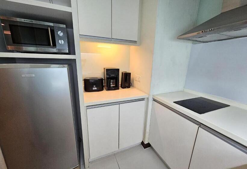 استودیو استاندارد با تخت کینگ, Cormar Suites Serviced Apartment