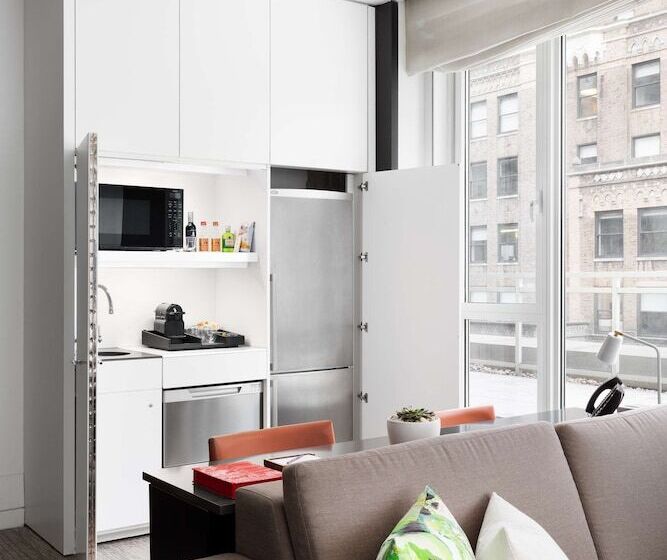 سوییت, Andaz 5th Avenue, By Hyatt