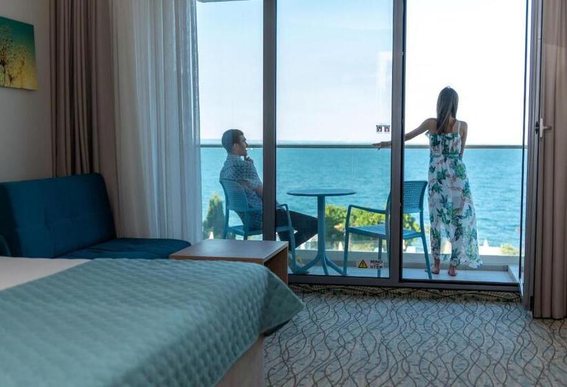 اتاق استاندارد با چشم‌انداز دریا, Astoria Hotel All Inclusive & Private Beach
