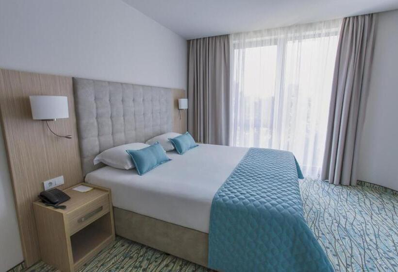 اتاق خانوادگی, Astoria Hotel All Inclusive & Private Beach