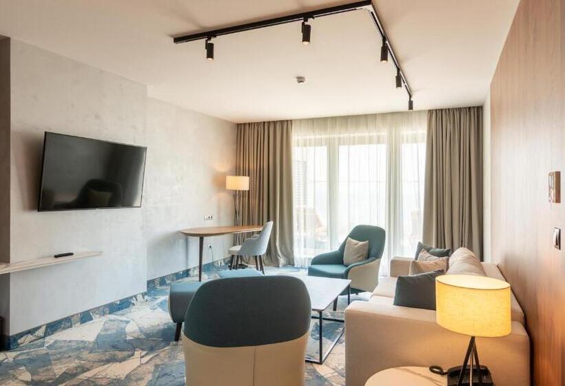 سوییت با چشم‌انداز دریا, Astoria Hotel All Inclusive & Private Beach