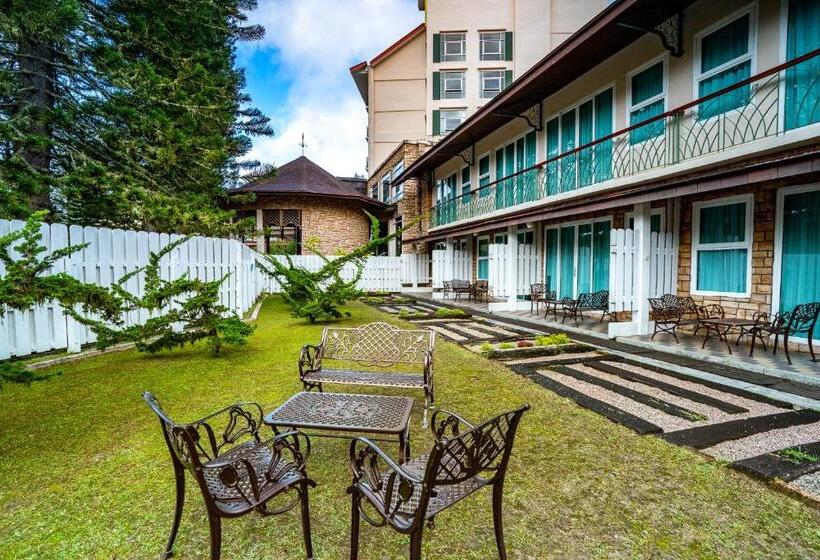 اتاق لوکس, Century Pines Resort