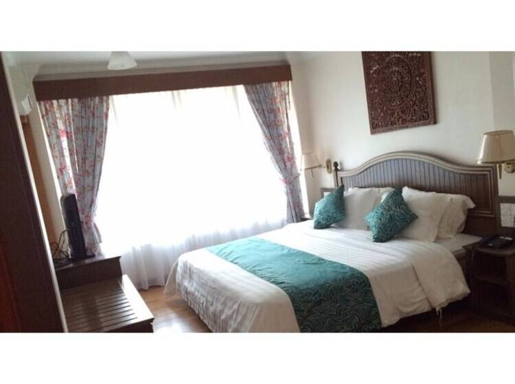 اتاق لوکس, Century Pines Resort