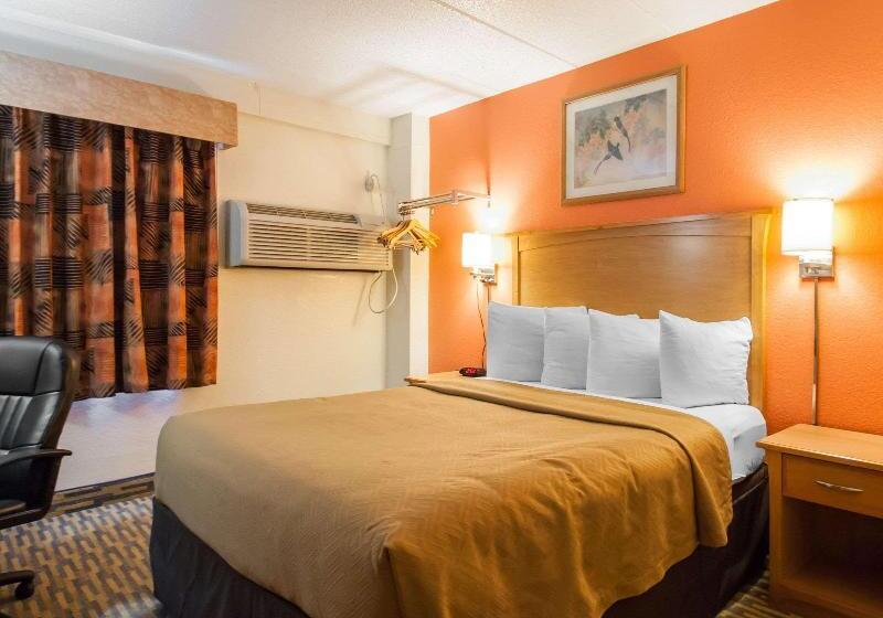 اتاق لوکس, Century Pines Resort