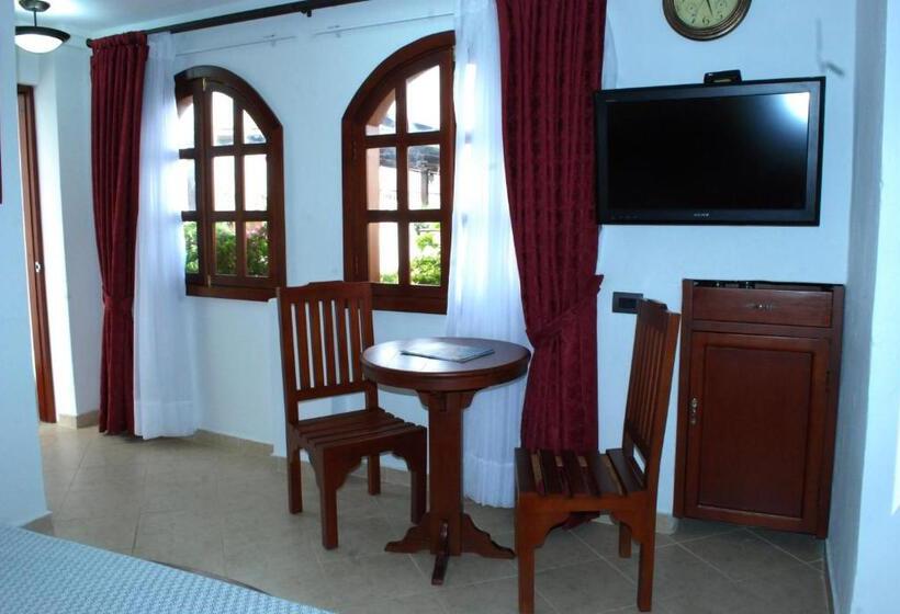 Junior Suite, Don Pedro De Heredia