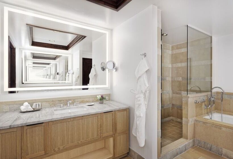 سوییت با چشم‌انداز کوه, Four Seasons Resort Jackson Hole