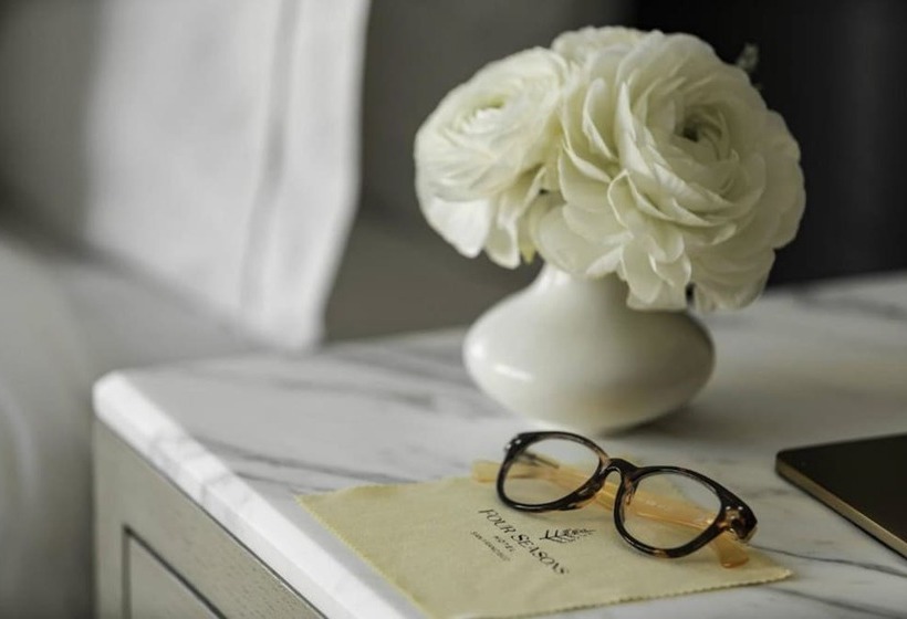 سوئیت پریمیوم, Four Seasons Hotel San Francisco