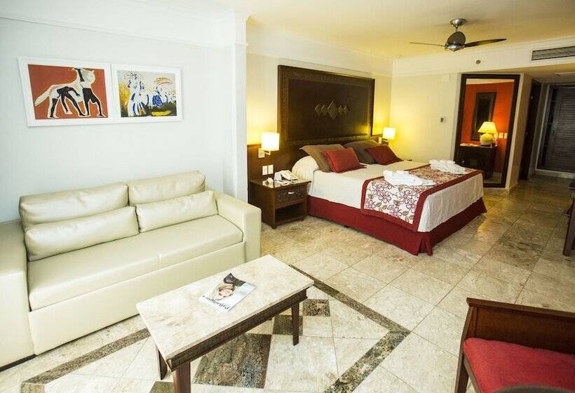 سوئیت جونیور پریمیوم, Grand Palladium Imbassai Resort & Spa  All Inclusive