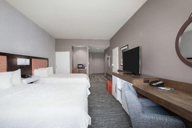 اتاق استاندارد با تخت دو نفره بزرگ, Hampton Inn & Suites Denverdowntown