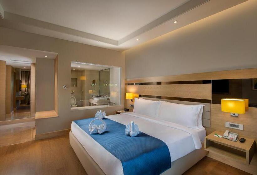 Suite Kingsize Bett, Holiday Inn Agra Mg Road An Ihg