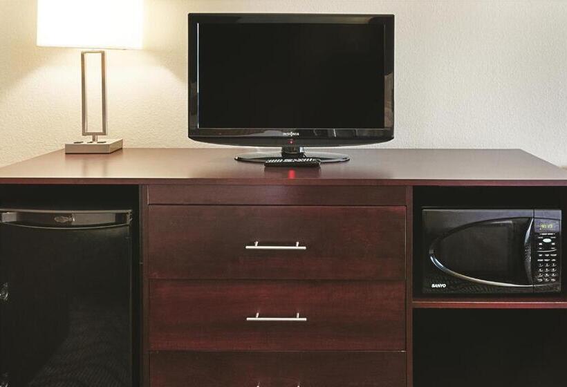 اتاق استاندارد با تخت بزرگ, La Quinta By Wyndham Houma