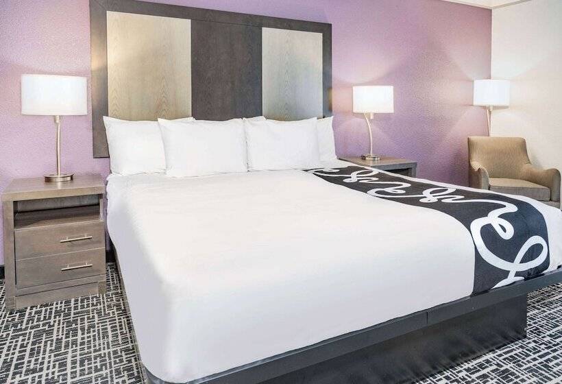 سوییت لوکس, La Quinta Inn & Suites By Wyndham Norfolk