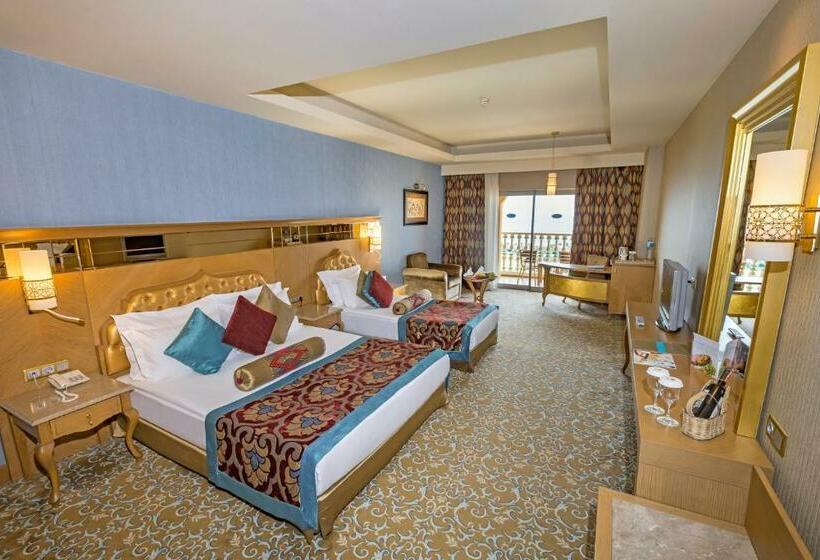 اتاق استاندارد اینتریور, Royal Holiday Palace