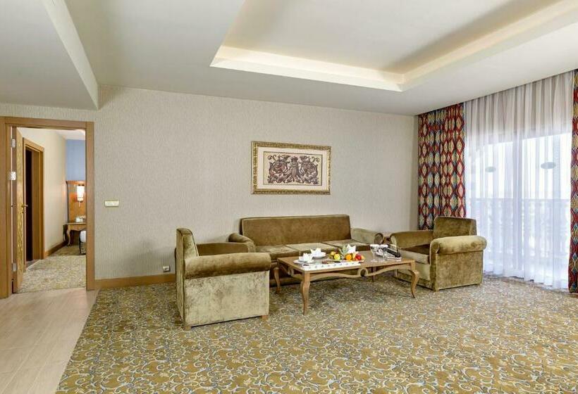 Junior Suite, Royal Holiday Palace