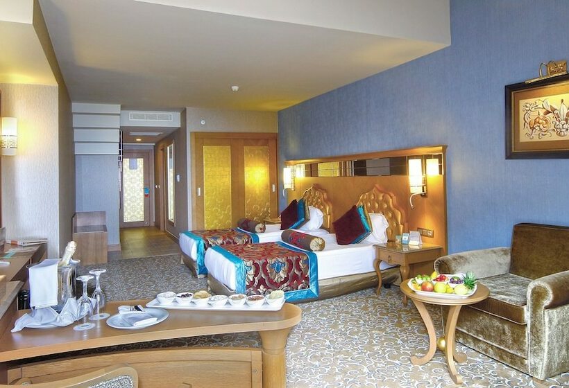 اتاق دوبلکس, Royal Holiday Palace