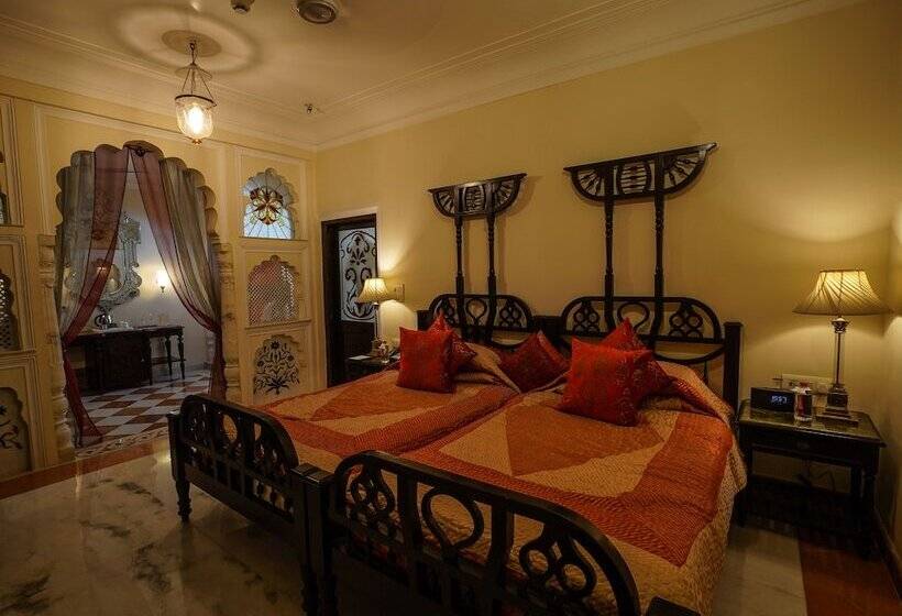سوییت, Shahpura House