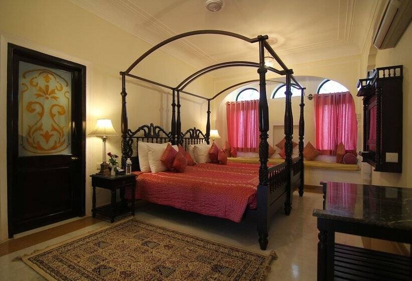 سوییت, Shahpura House