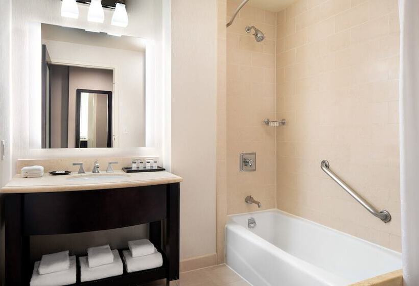 اتاق کلاب, Sheraton Garden Grove  Anaheim South