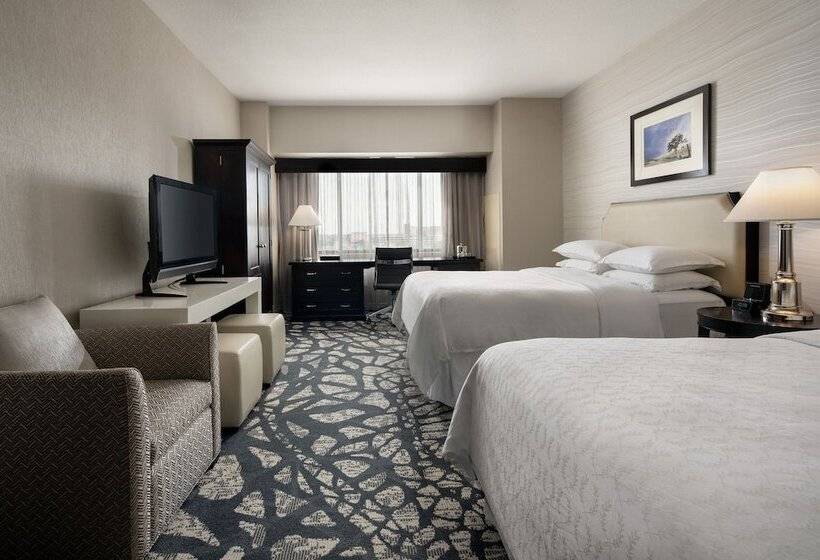 Chambre Standard Adaptée aux Personnes à Mobilité Réduite, Sheraton Garden Grove  Anaheim South