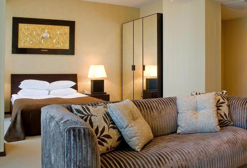 استودیو استاندارد با تراس, Stella Residence Club
