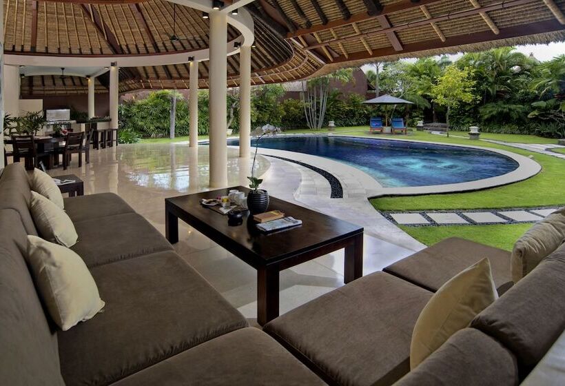 Villa 3 Chambres avec Piscine, The Dusun Villa