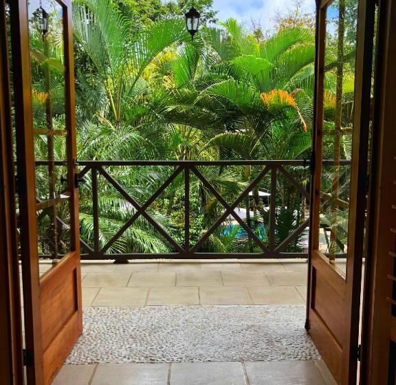 Habitación Deluxe, The Falls Resort At Manuel Antonio  Bed And Breakfast