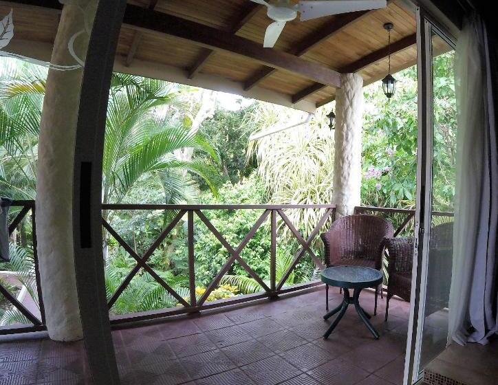 اتاق استاندارد با چشم‌انداز باغ, The Falls Resort At Manuel Antonio  Bed And Breakfast