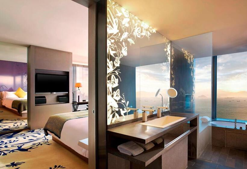 Suite Widok Morze, W Hong Kong