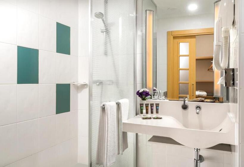 Executive Room Queen Bed, Novotel Kayseri