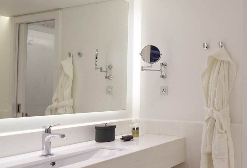 سوییت, Les Suites At The Cliff Bay   Portobay