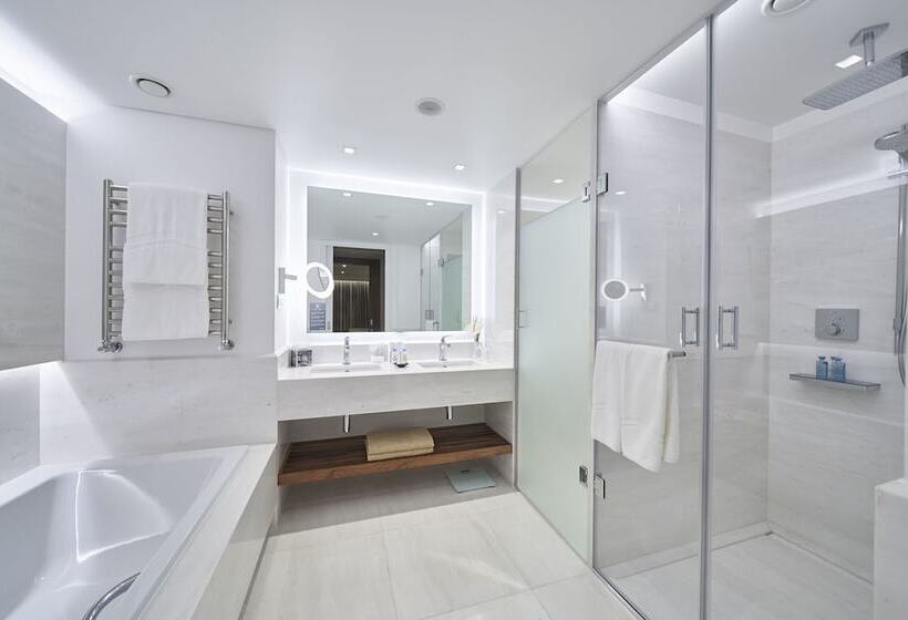 سوییت دوبلکس, Les Suites At The Cliff Bay   Portobay