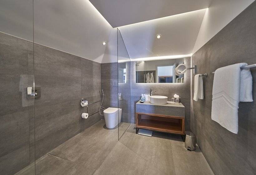 سوییت, Les Suites At The Cliff Bay   Portobay