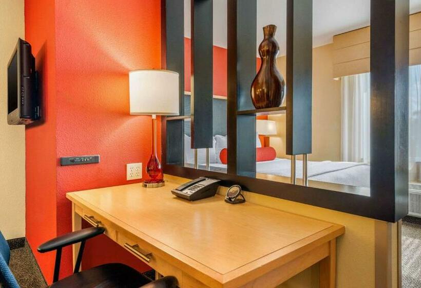 سوئیت با تخت بزرگ, Cambria Hotel Ft Lauderdale, Airport South & Cruise Port